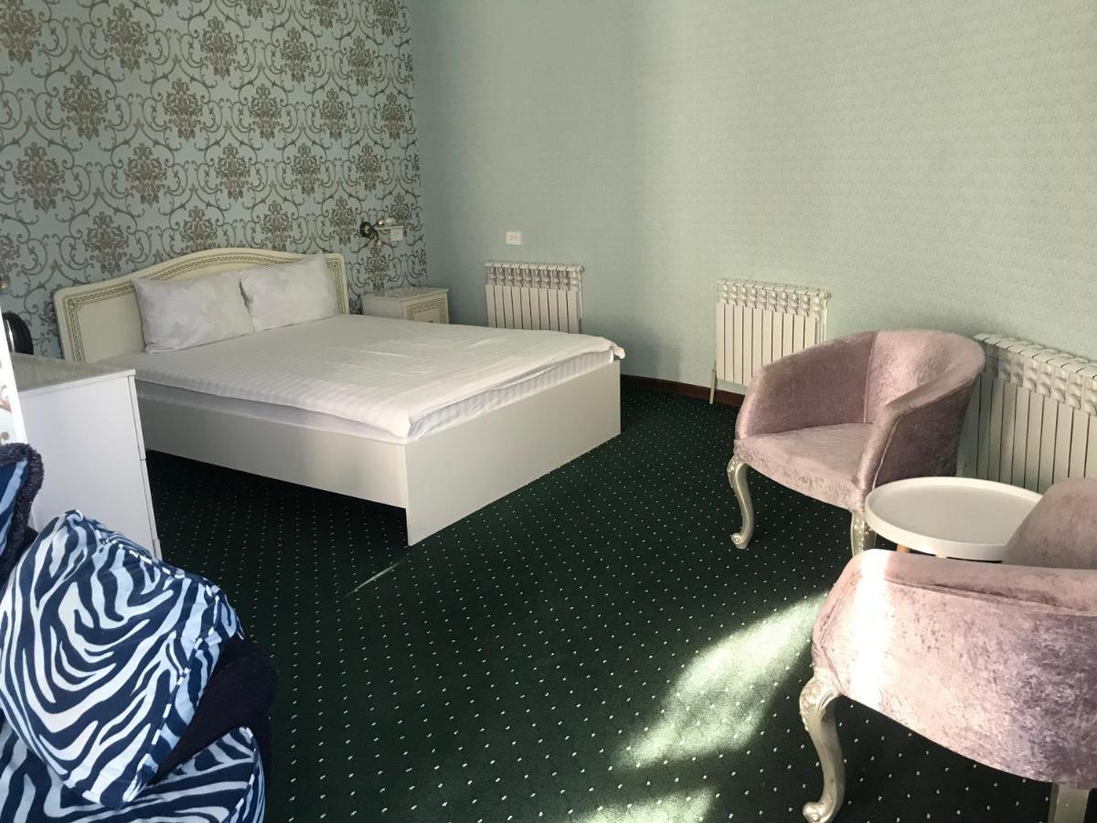 Emir Plaza Hotel Turkistan Eksteriør bilde